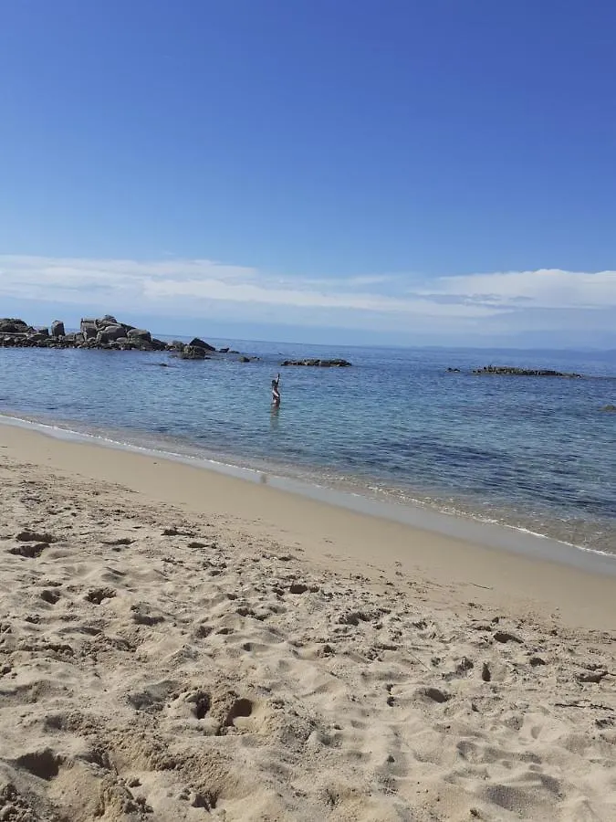 Agriturismo Gli Olivastri: Sunny Apartment with Pool and Sea View Aglientu Italy